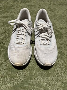 LULULEMON beyondfeel running shoes